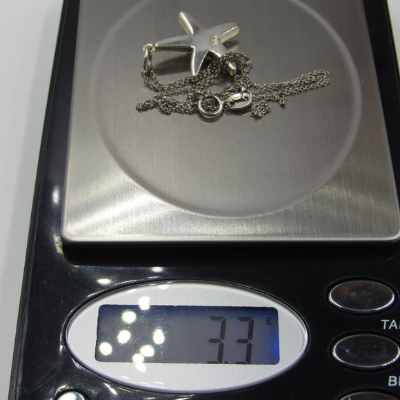 16" Sterling Silver Crystal Starfish Necklace - Picture 6 of 6